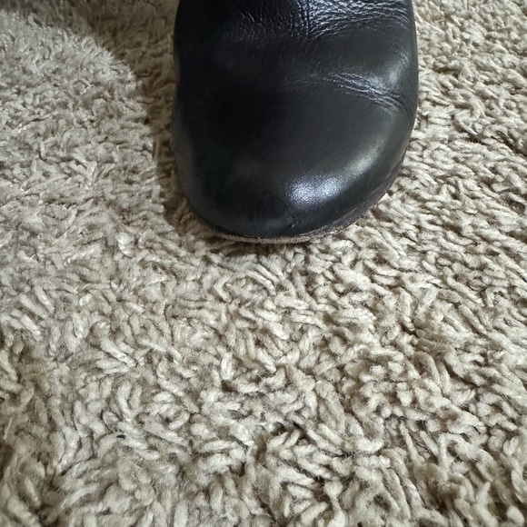 Coach Leather Therese Boots. - Picture 6 of 6